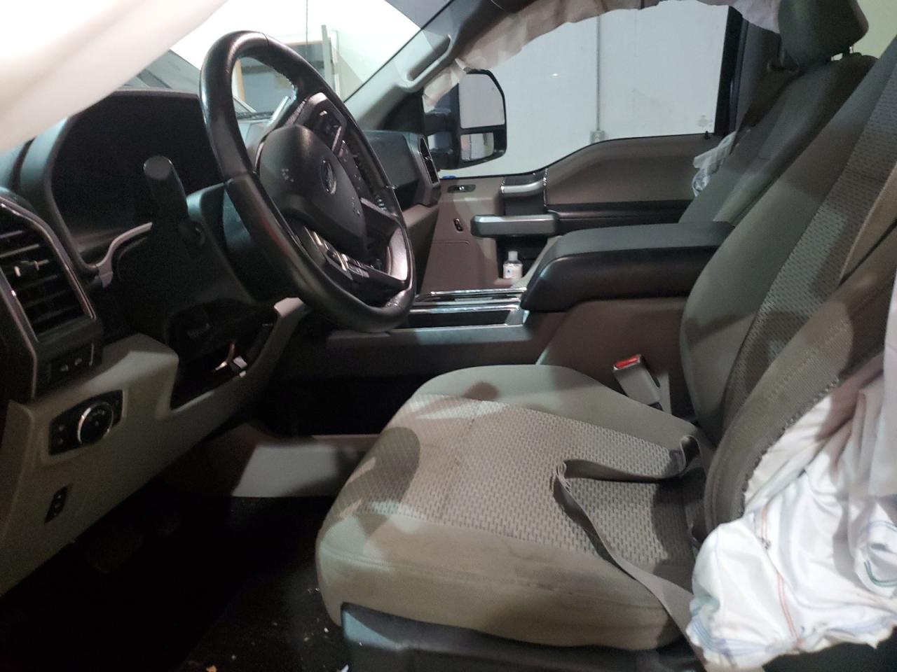 2017 Ford F150 Supercrew VIN: 1FTFW1EG0HFC83738 Lot: 70002695