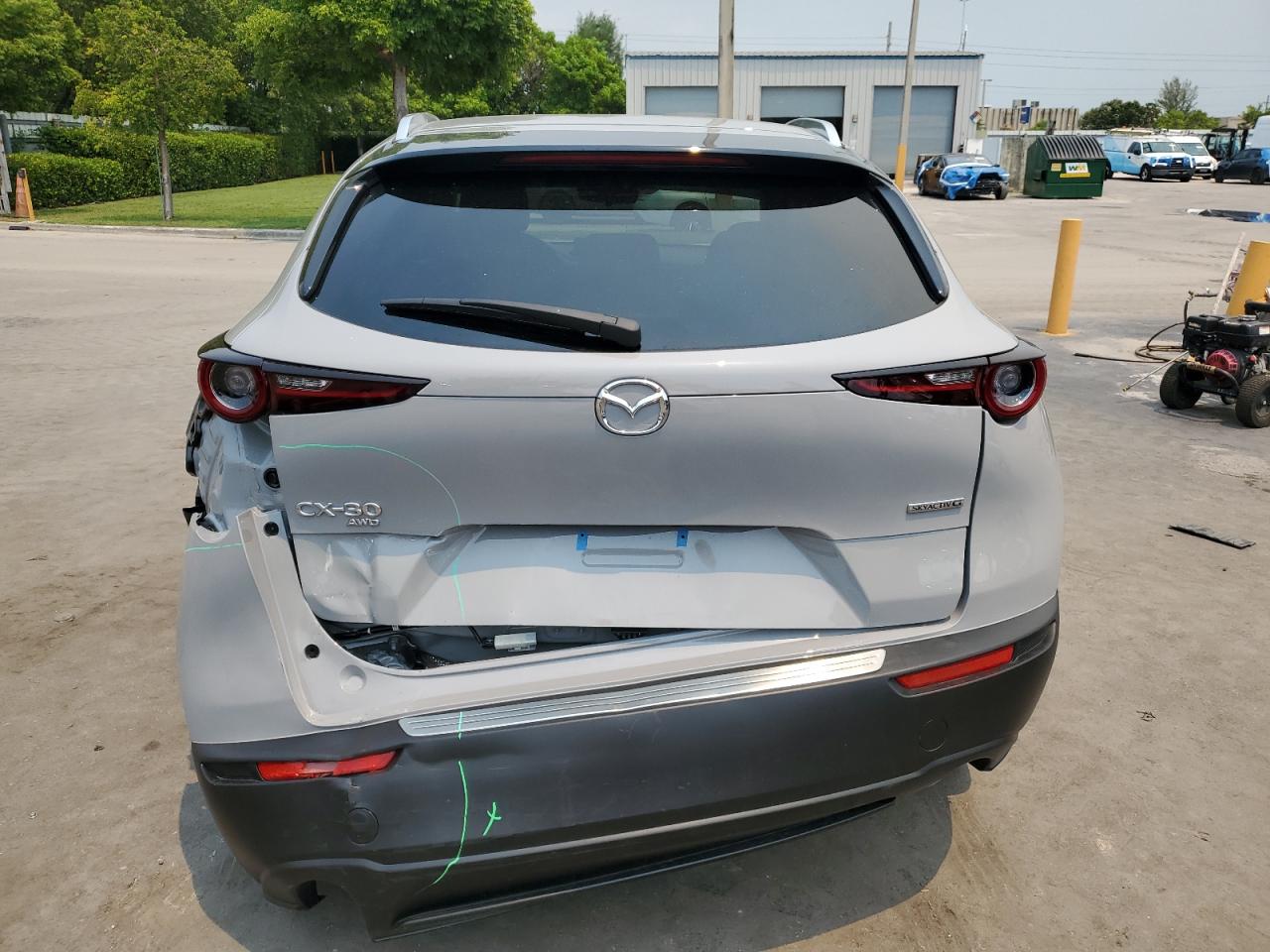 2025 Mazda Cx-30 Preferred VIN: 3MVDMBCMXSM830371 Lot: 69762005