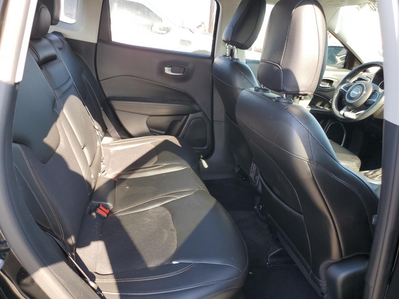 2018 Jeep Compass Latitude VIN: 3C4NJCBB6JT319040 Lot: 70112035