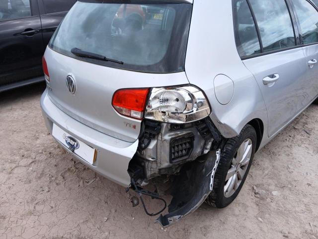 2011 VOLKSWAGEN GOLF MATCH