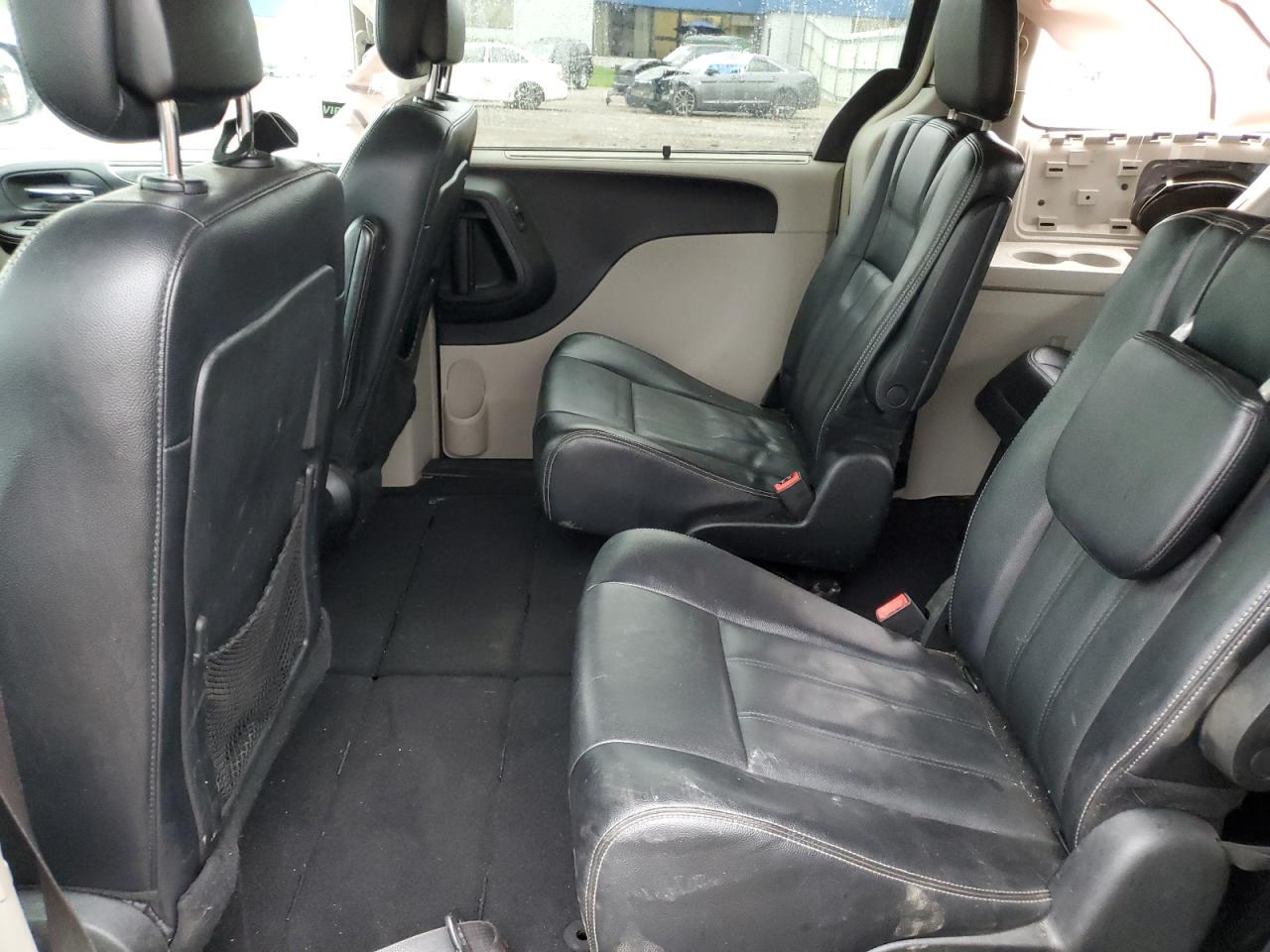 2015 Chrysler Town & Country Touring VIN: 2C4RC1BGXFR520381 Lot: 69417105