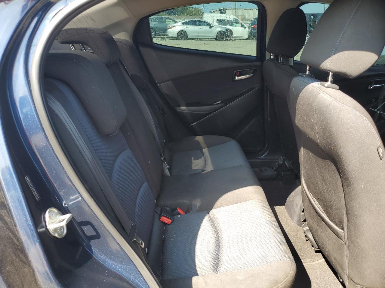 2017 Toyota Yaris Ia VIN: 3MYDLBYVXHY164833 Lot: 68294395