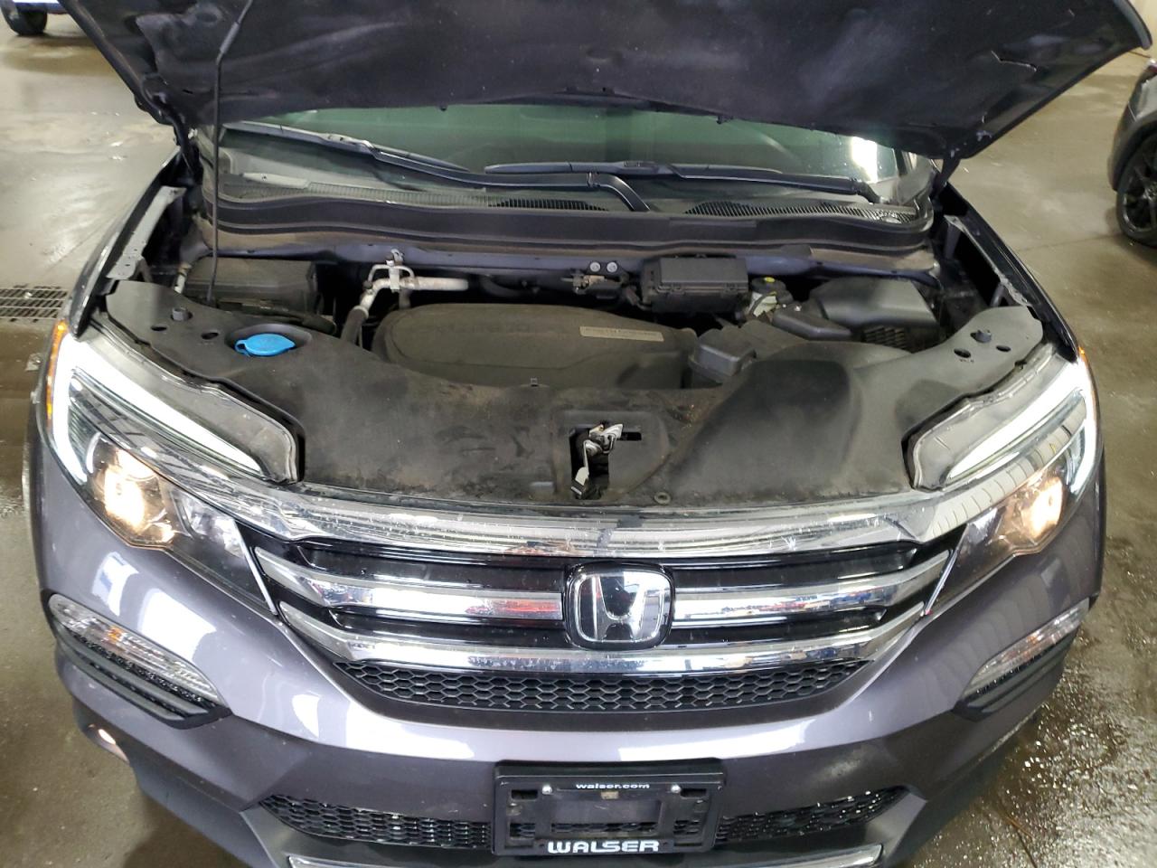 2016 Honda Pilot Touring VIN: 5FNYF6H97GB101586 Lot: 69478945