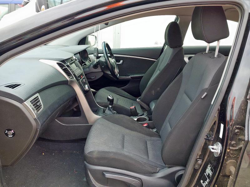 2015 HYUNDAI I30 SE