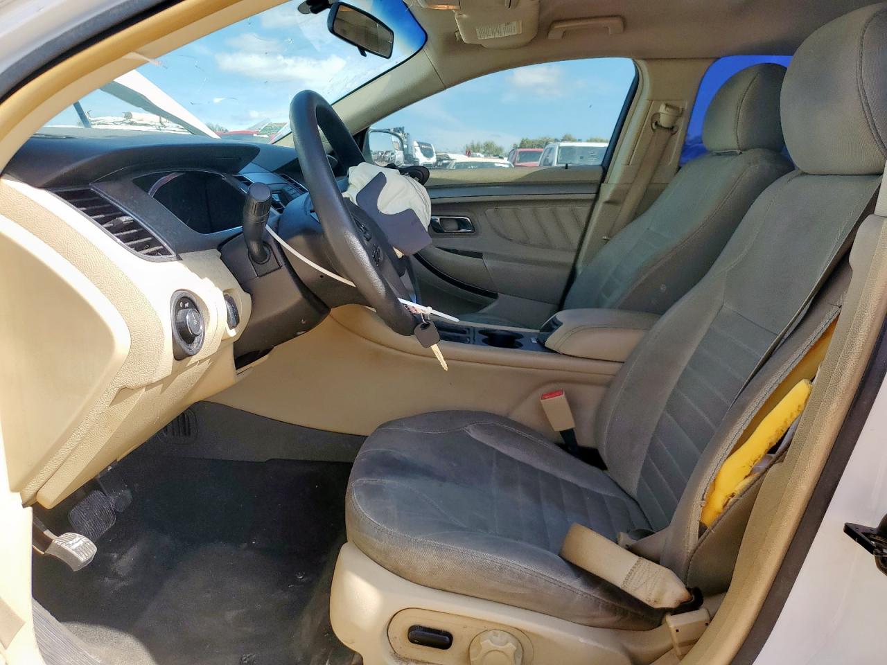 2015 Ford Taurus Se VIN: 1FAHP2D86FG599555 Lot: 69399265