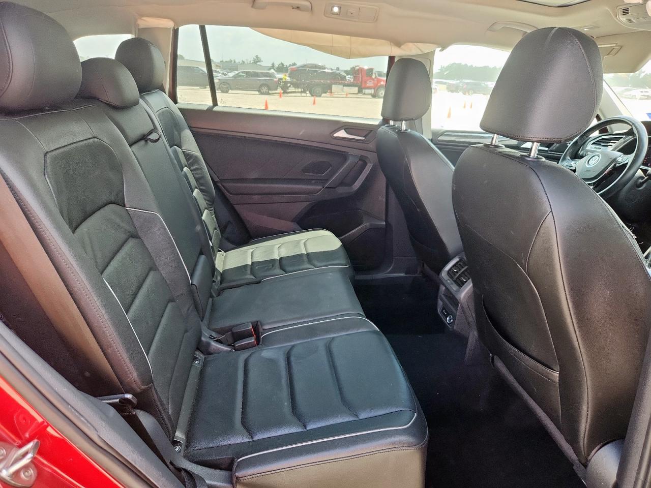 2019 Volkswagen Tiguan Sel Premium VIN: 3VV4B7AX3KM121901 Lot: 70110015