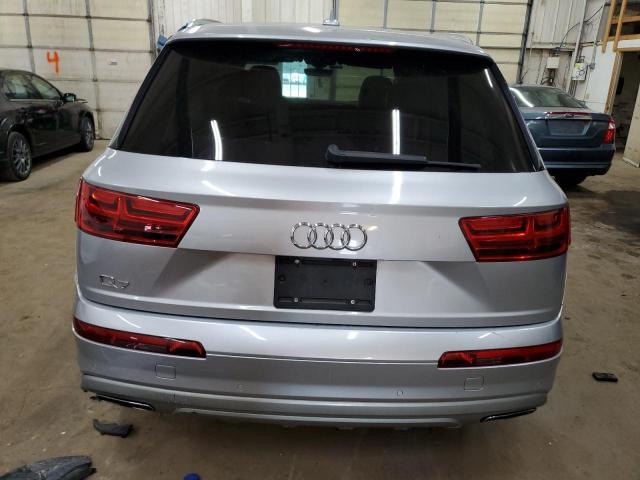  AUDI Q7 2019 Srebrny