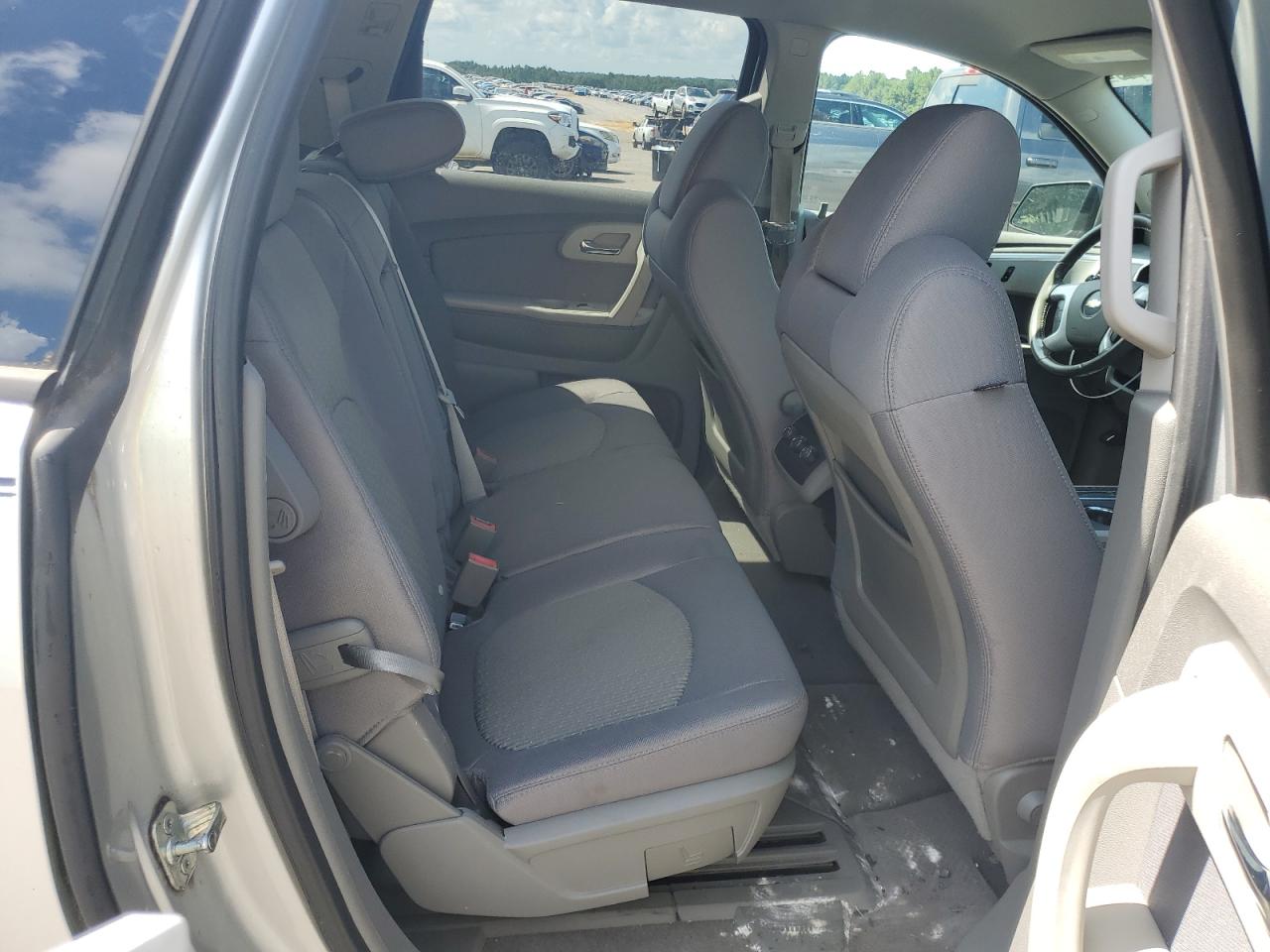 2012 Chevrolet Traverse Ls VIN: 1GNKRFED3CJ190203 Lot: 69183445