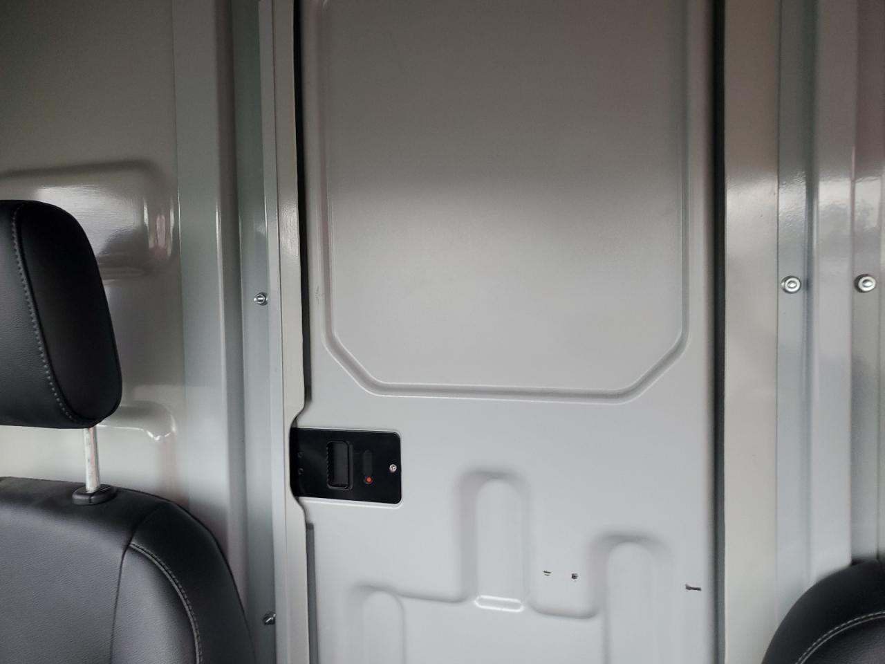 2022 Ford Transit T-350 VIN: 1FTBW3X82NKA56683 Lot: 69371875