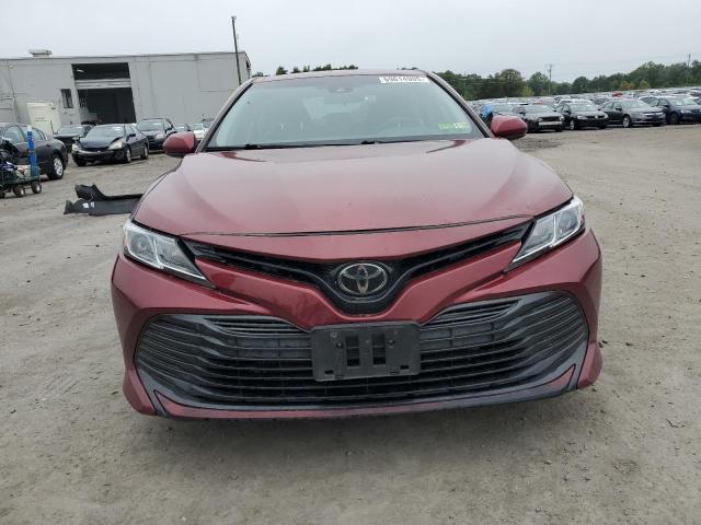  TOYOTA CAMRY 2019 Czerwony