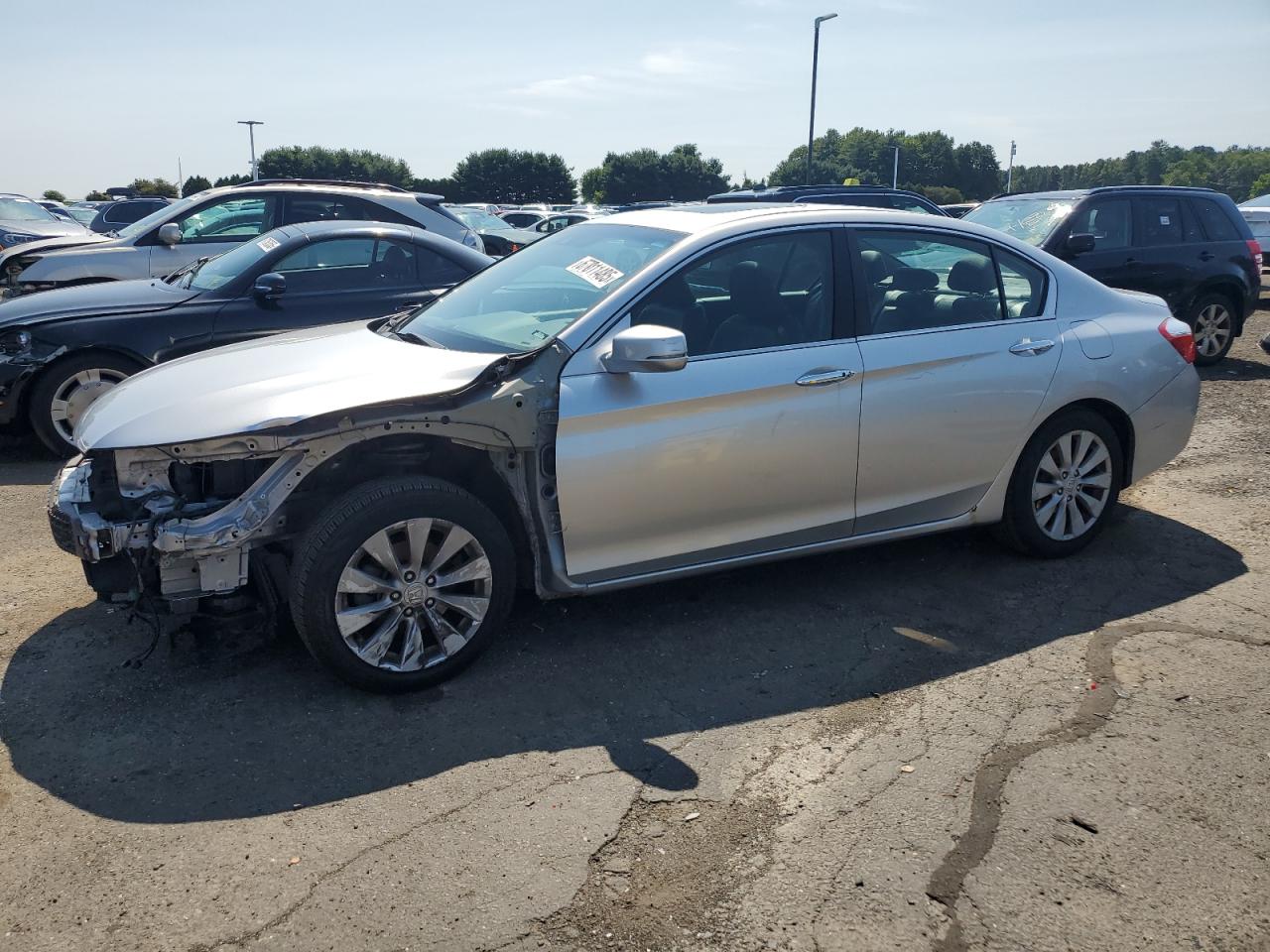 1HGCR2F86EA109724 HONDA ACCORD Photo 1