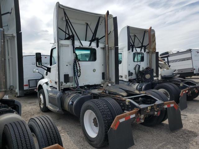 2016 PETERBILT TRACTOR 579 - TRUCKS SEMI TRUCK