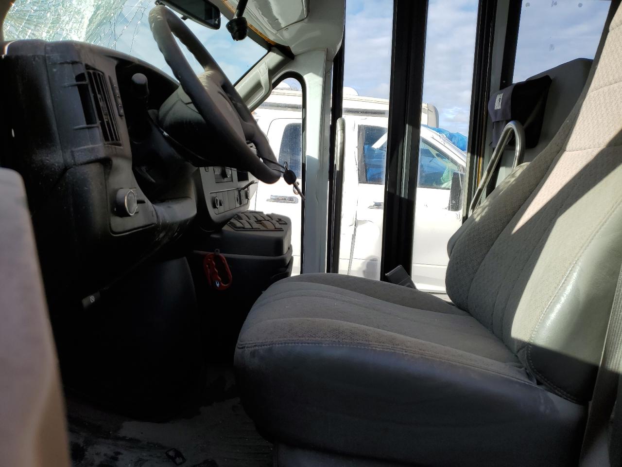 2022 Chevrolet Express G3500 VIN: 1GB0GRBPXN1172360 Lot: 69085455