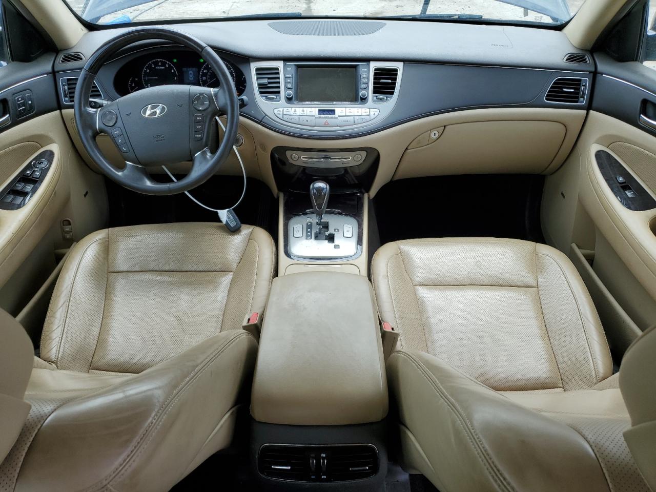 2010 Hyundai Genesis 4.6L VIN: KMHGC4DF5AU094197 Lot: 66178005