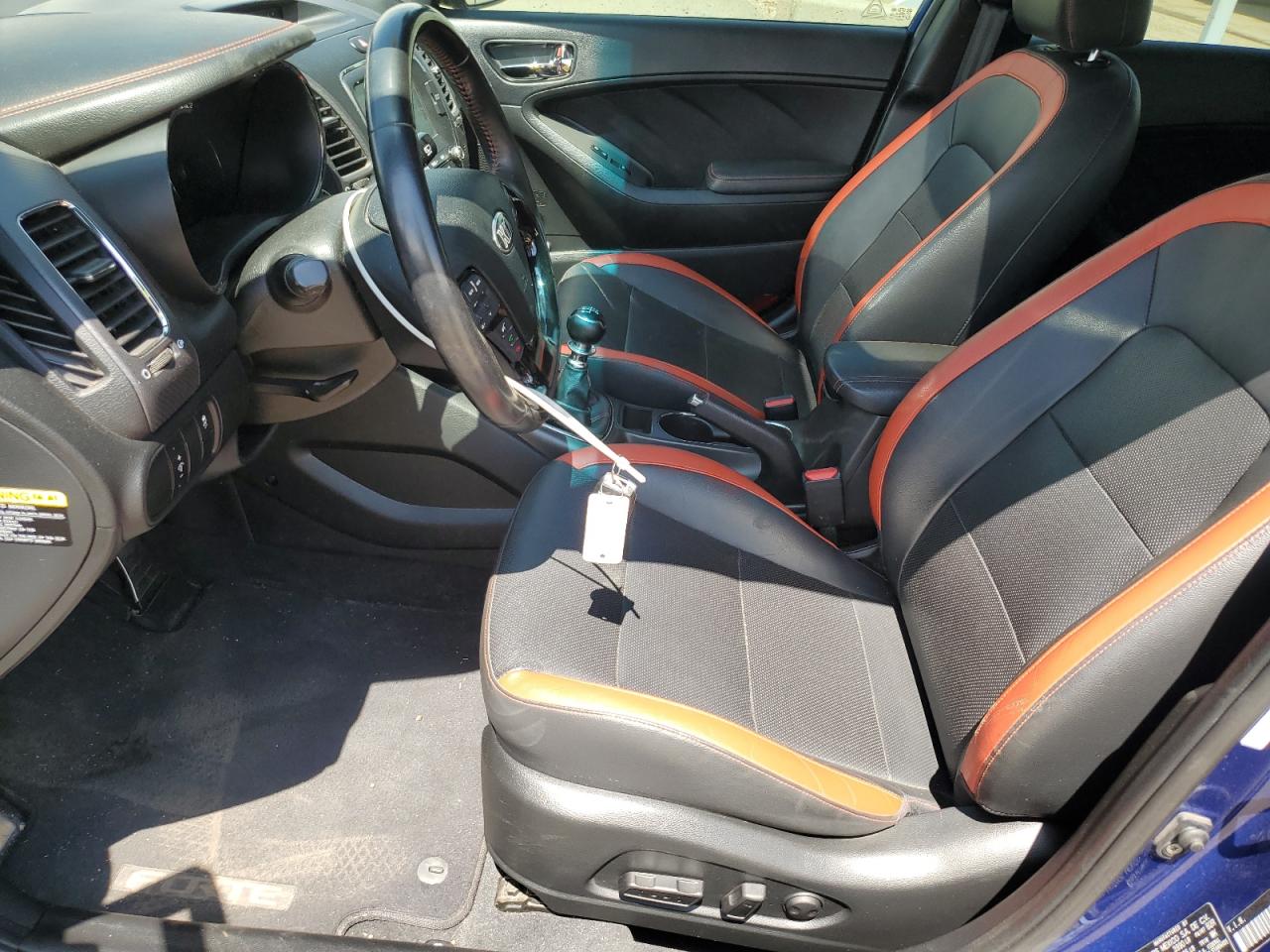 2017 Kia Forte Ex VIN: 3KPFN5A37HE127011 Lot: 68043135