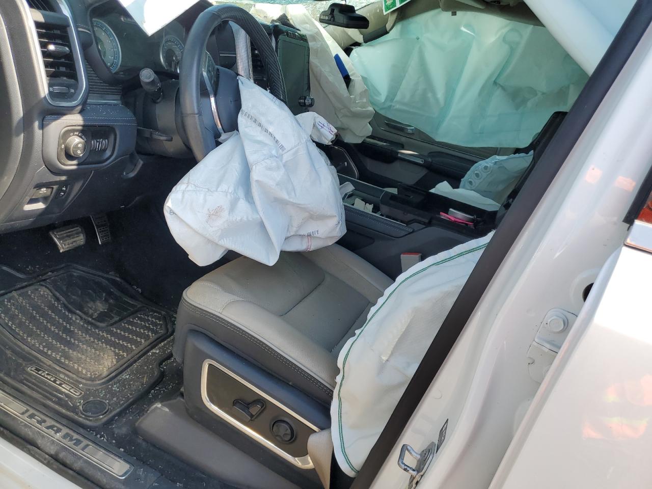 2022 Ram 1500 Limited VIN: 1C6SRFHT6NN121066 Lot: 70764165