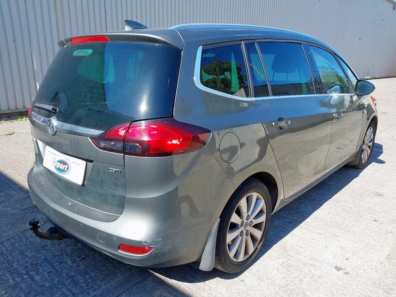 2016 VAUXHALL ZAFIRA SE