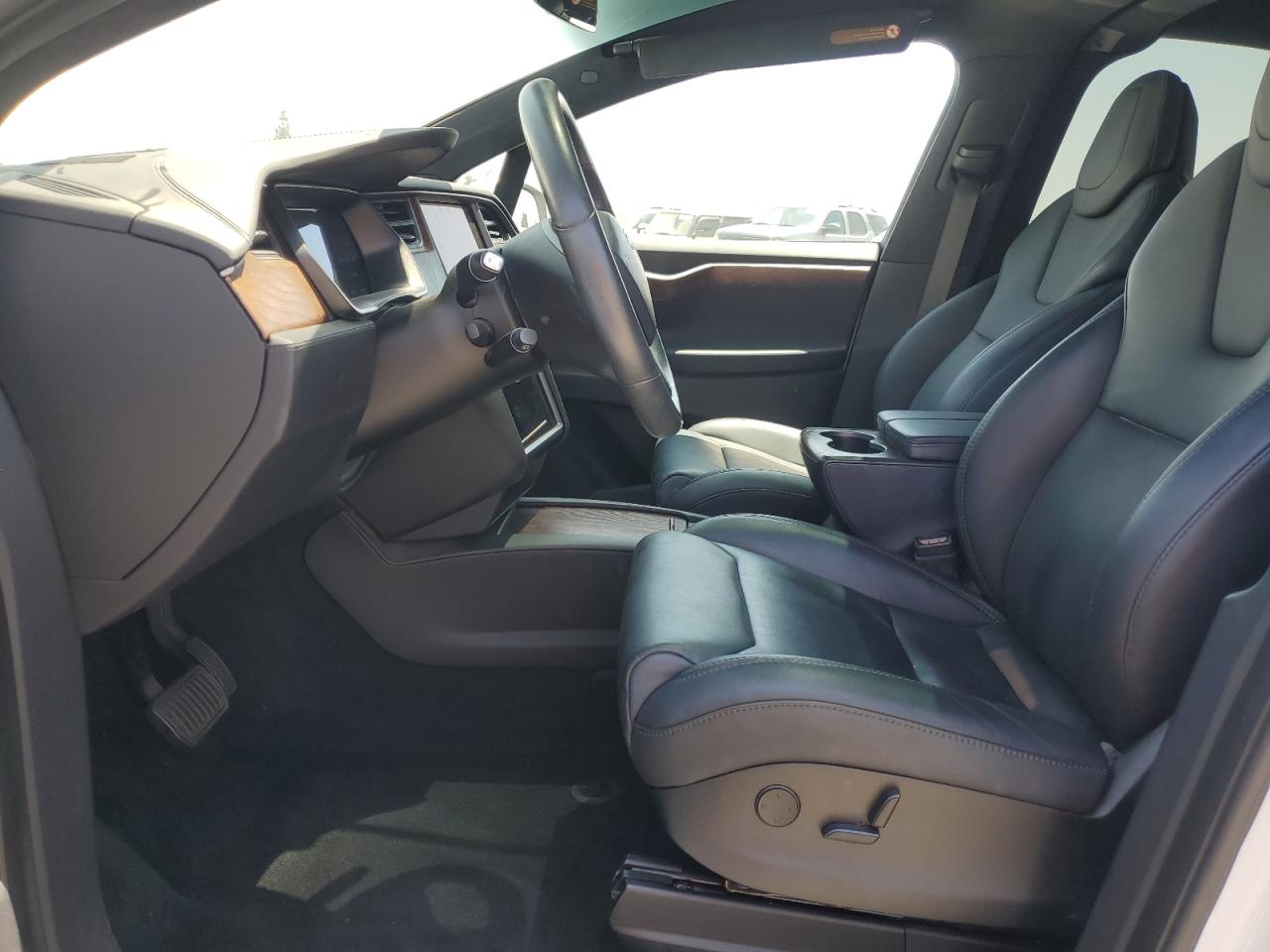 2018 Tesla Model X VIN: 5YJXCDE21JF142027 Lot: 68755585