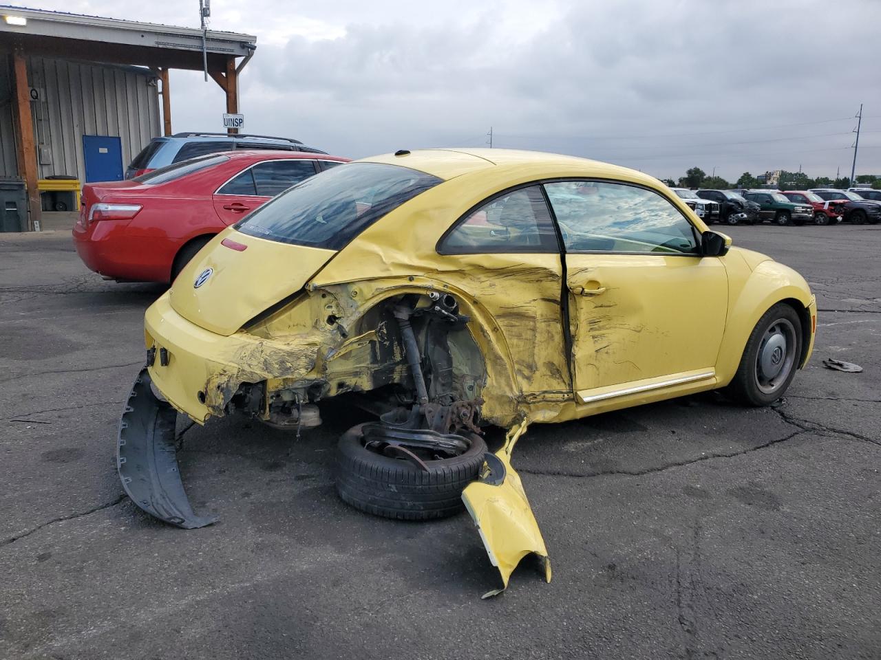 2012 Volkswagen Beetle yellow hatchback gas 3VWJP7AT0CM656621 photo #4