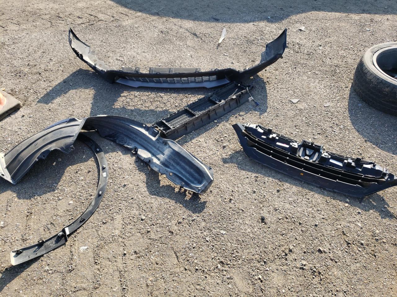 2019 Honda Cr-V Lx VIN: 2HKRW5H31KH411169 Lot: 69662125