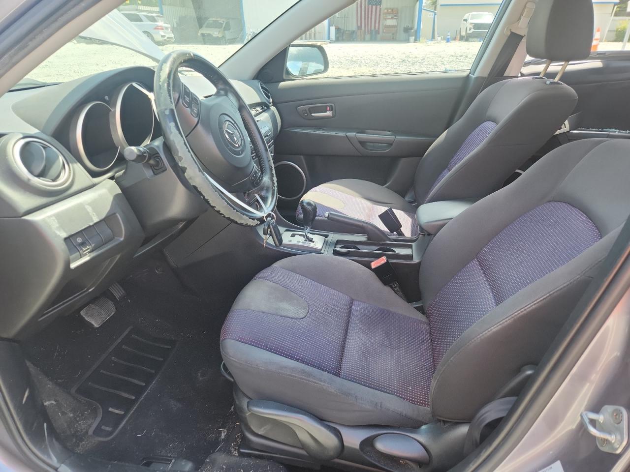 2004 Mazda 3 S VIN: JM1BK123641129926 Lot: 70469685