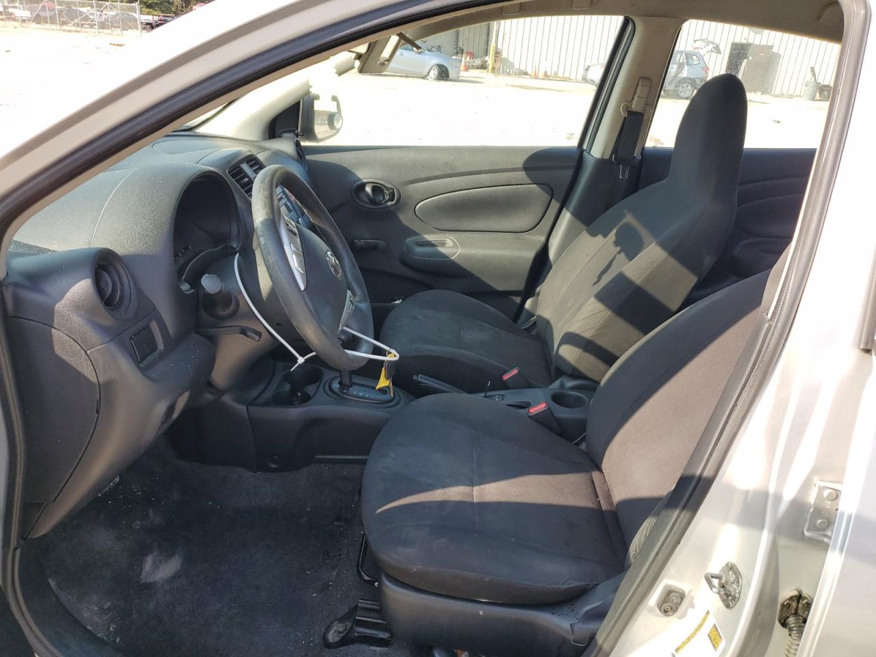 2015 Nissan Versa S VIN: 3N1CN7AP8FL809344 Lot: 68101475