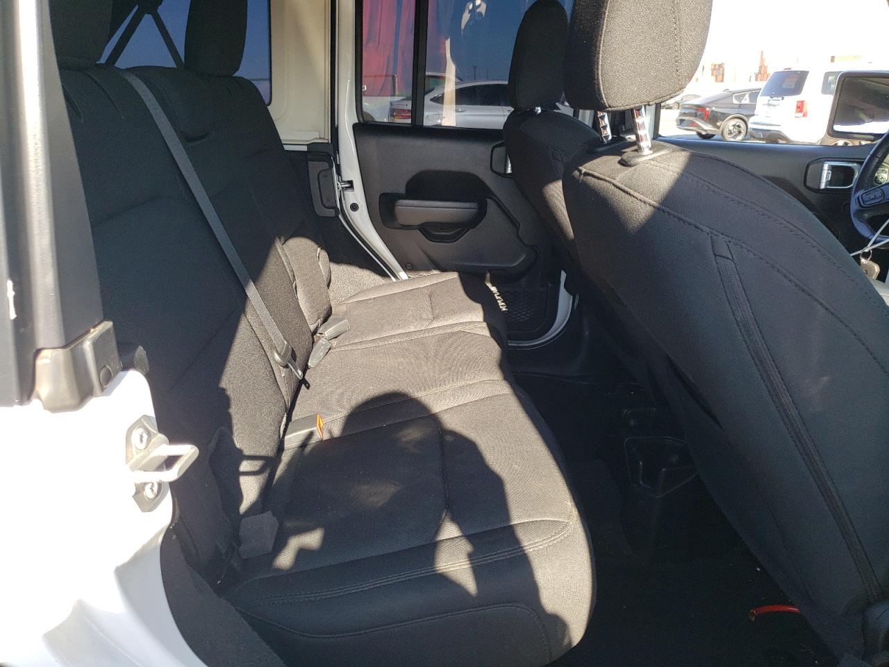 2021 Jeep Wrangler Unlimited Sport VIN: 1C4HJXDG5MW737438 Lot: 69209575