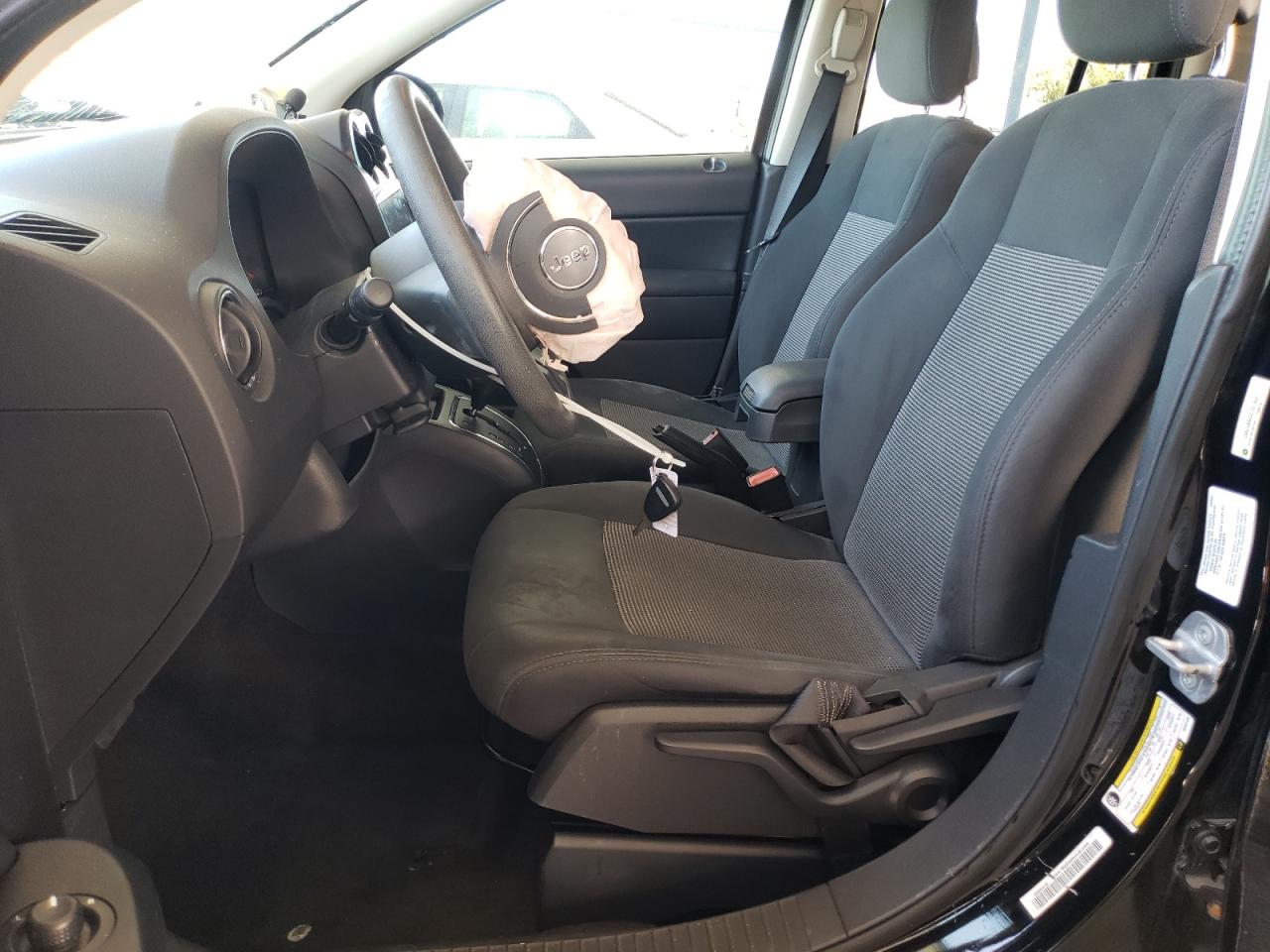 2013 Jeep Compass Sport VIN: 1C4NJDBB8DD281455 Lot: 68042695