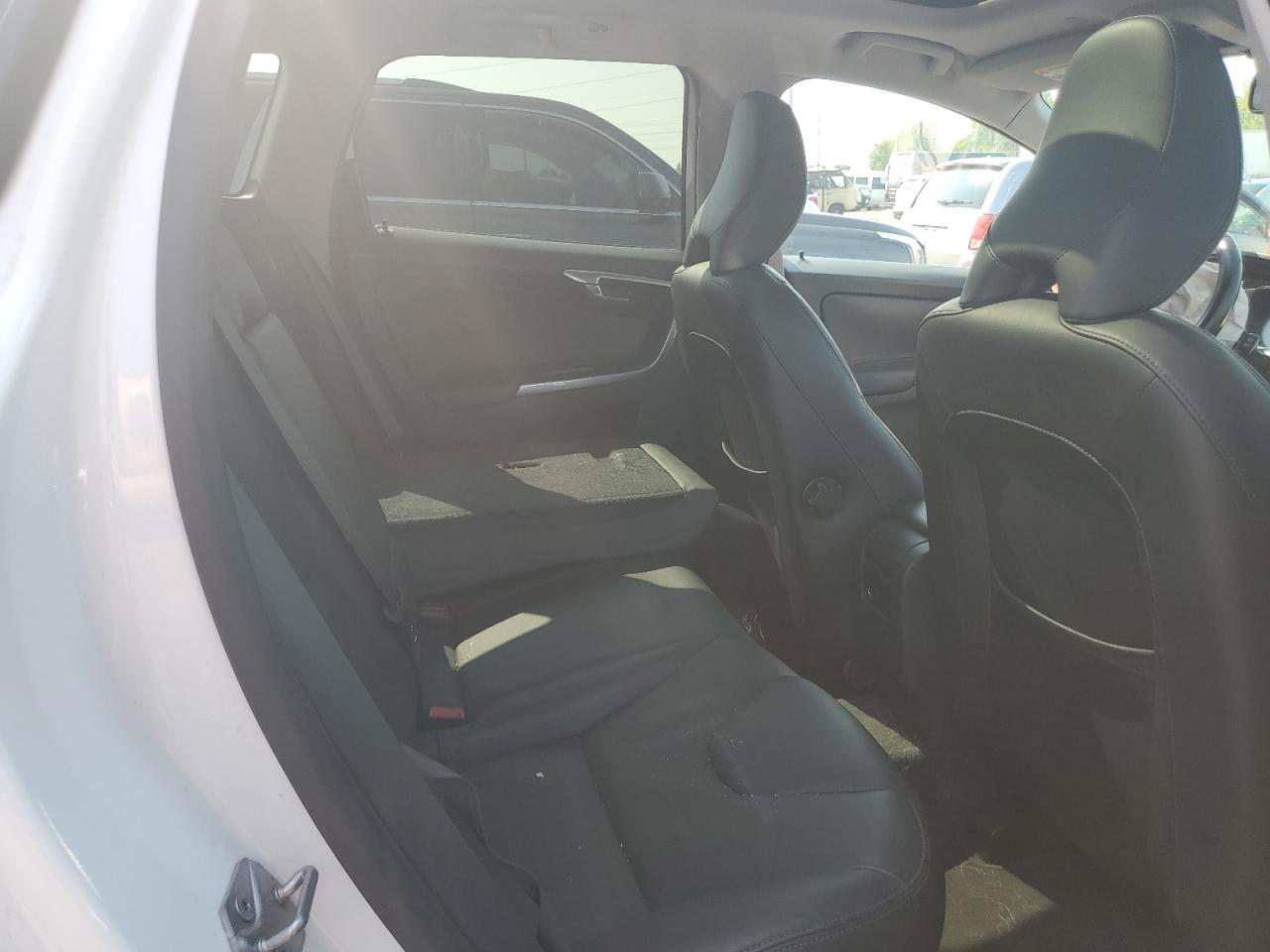 2015 Volvo Xc60 T6 Premier VIN: YV4902RB0F2598978 Lot: 68716045
