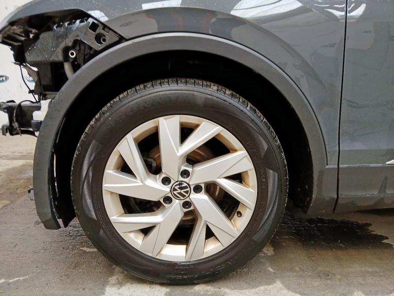 2022 VOLKSWAGEN TIGUAN LIFE