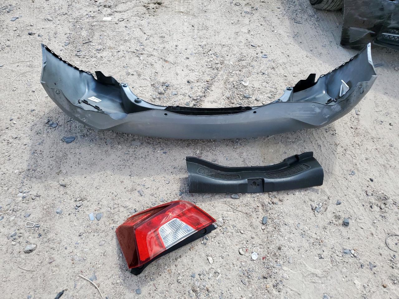 2017 Honda Fit Ex VIN: JHMGK5H75HS002333 Lot: 70864895