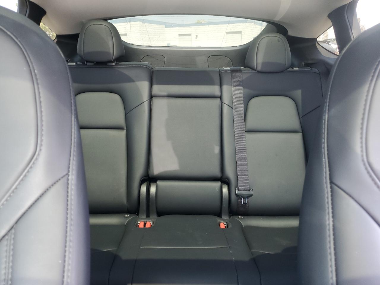 2024 Tesla Model Y VIN: 7SAYGDEE5RA225507 Lot: 68337275