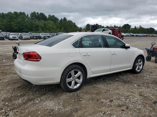  VOLKSWAGEN PASSAT 2015 Biały