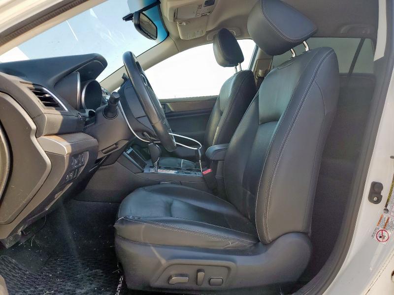 SUBARU OUTBACK 2016 Biały