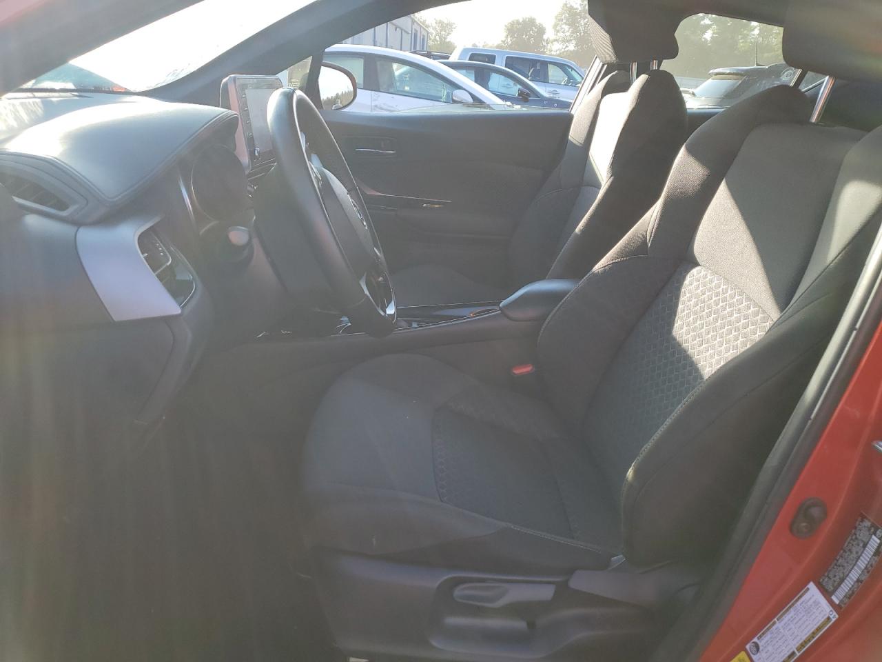 2021 Toyota C-Hr Xle VIN: JTNKHMBX4M1118888 Lot: 70699135