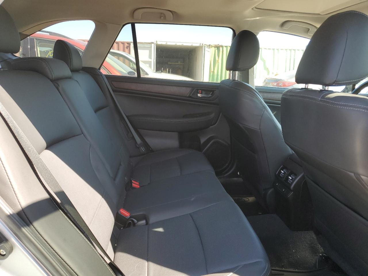 2016 Subaru Outback 2.5I Limited VIN: 4S4BSBNC7G3225909 Lot: 69918975