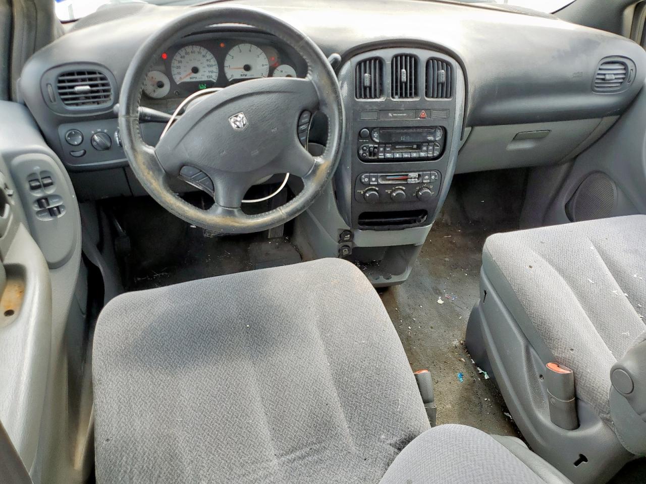 2005 Dodge Grand Caravan Sxt VIN: 2D4GP44L45R128215 Lot: 69503165