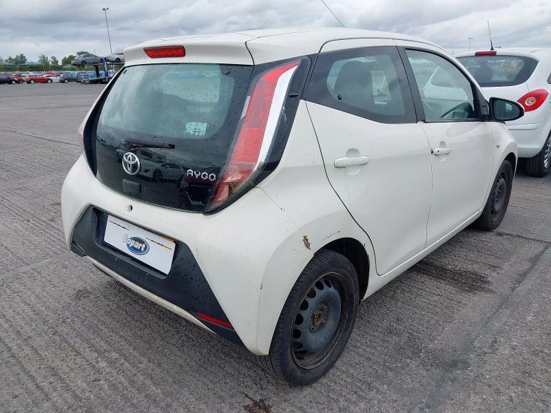 2015 TOYOTA AYGO X-PLAY
