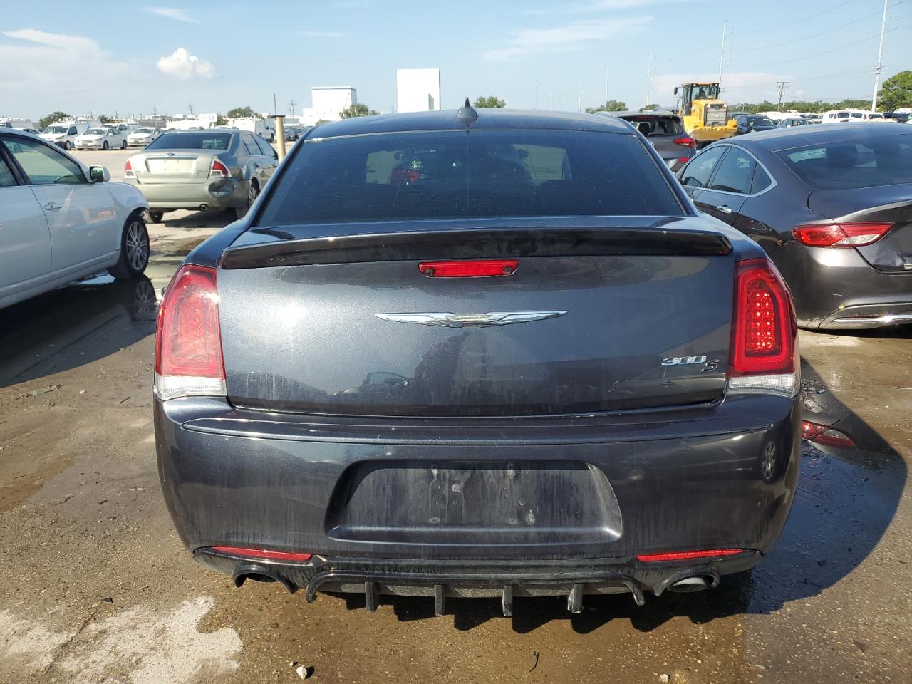 2019 Chrysler 300 S VIN: 2C3CCABT8KH580361 Lot: 67666035