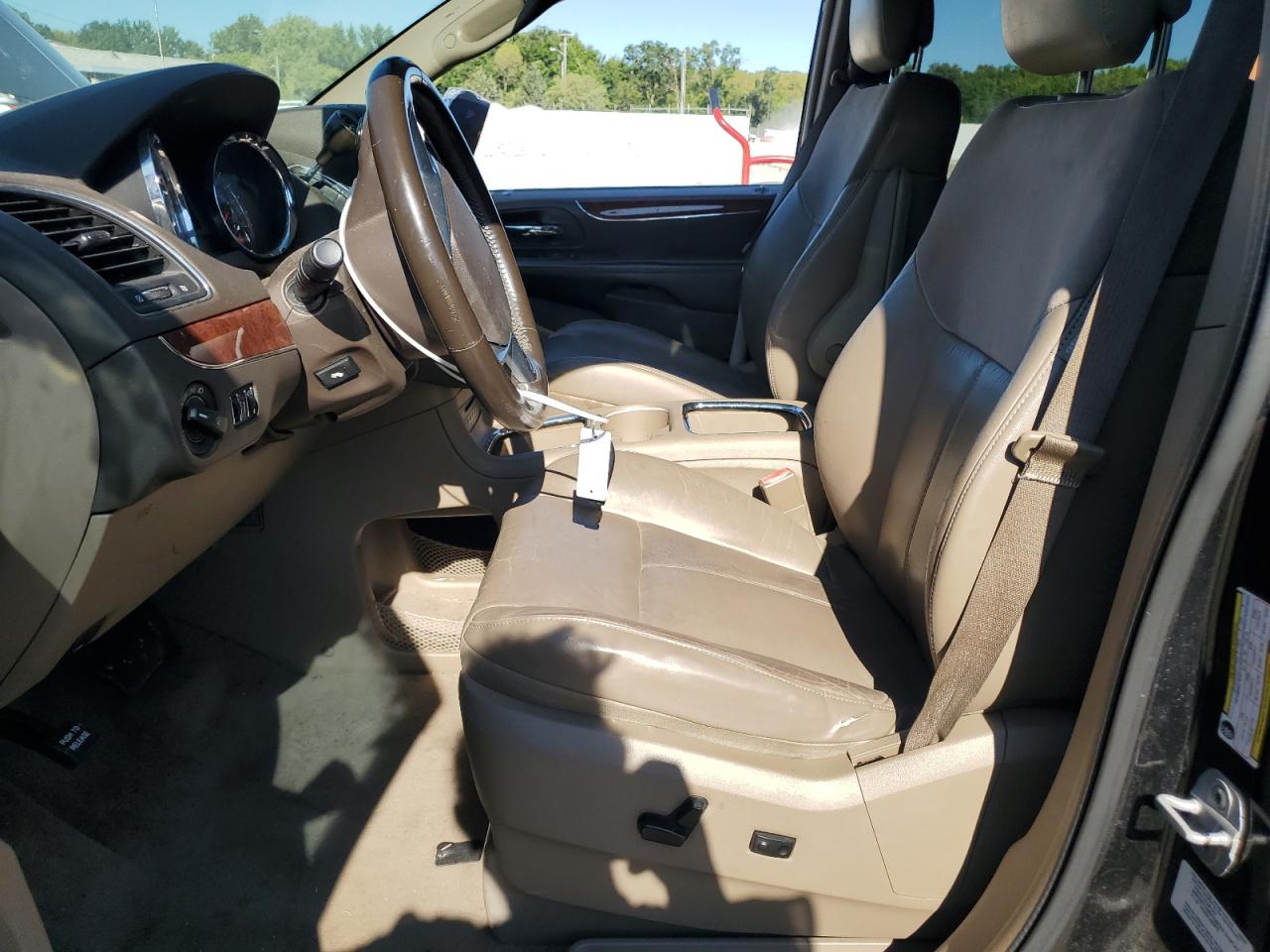 2011 Chrysler Town & Country Limited VIN: 2A4RR6DG3BR727790 Lot: 68837895