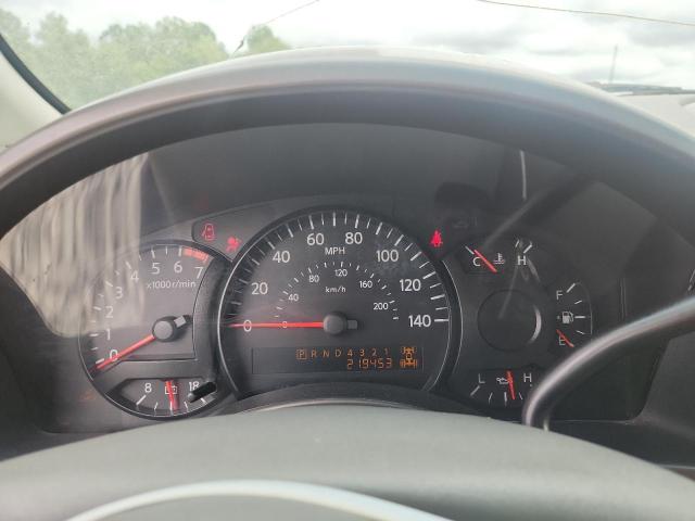2004 NISSAN TITAN XE  