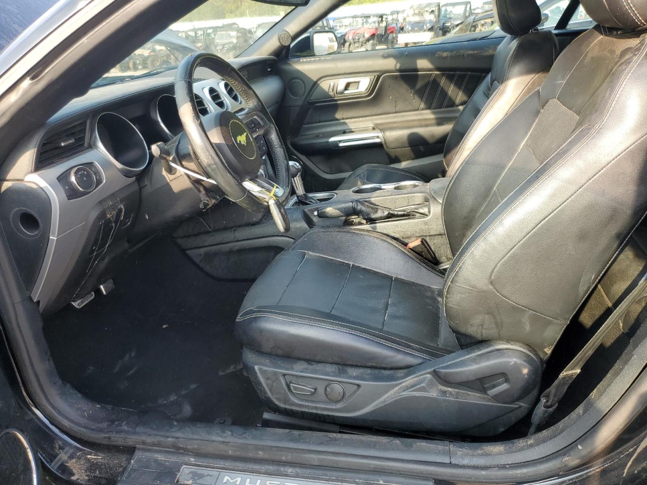 2020 Ford Mustang VIN: 1FATP8UH2L5131371 Lot: 69232595