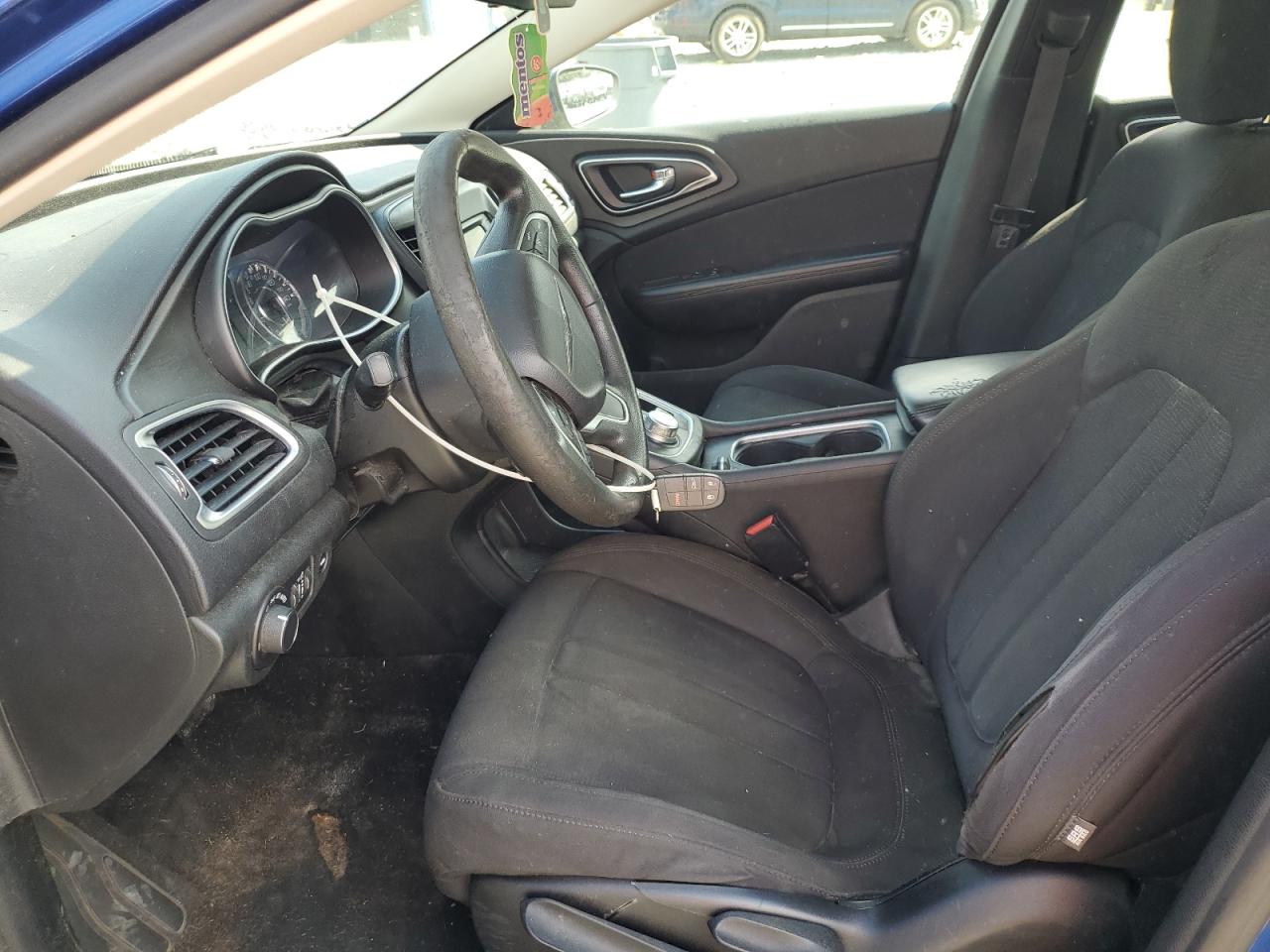 2015 Chrysler 200 Limited VIN: 1C3CCCAB1FN576945 Lot: 70930135