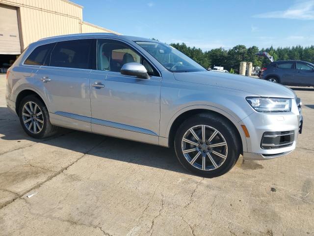  AUDI Q7 2018 Серебристый