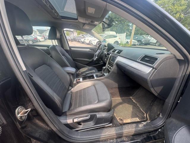 2012 VOLKSWAGEN PASSAT SE  