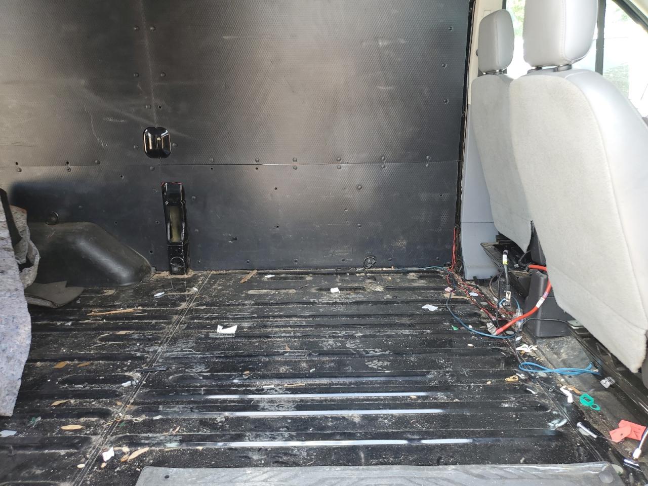 2017 Ford Transit T-150 VIN: 1FTYE1CM2HKA26883 Lot: 82124845