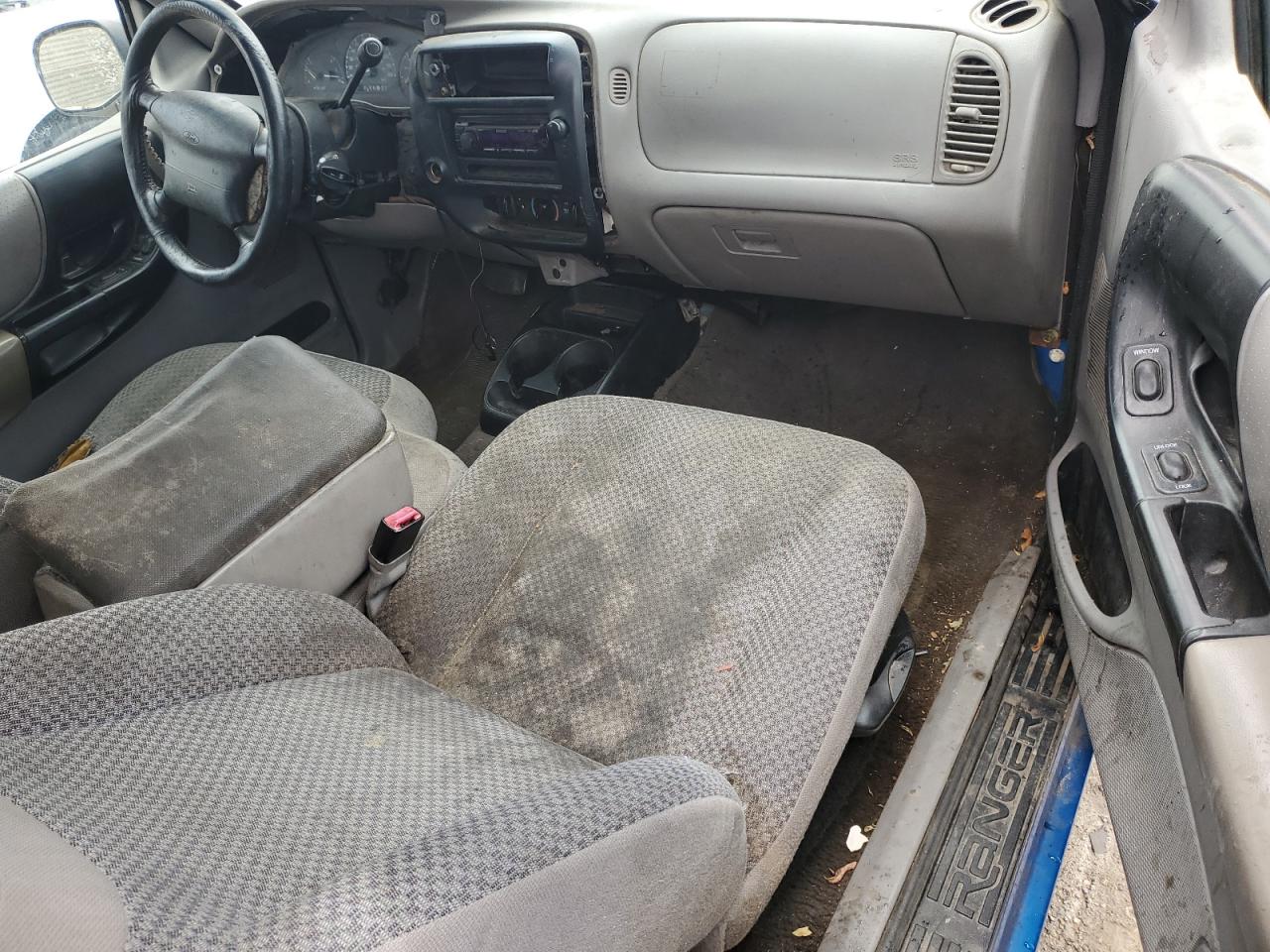 1999 Ford Ranger Super Cab VIN: 1FTYR14V7XTB01792 Lot: 70217265