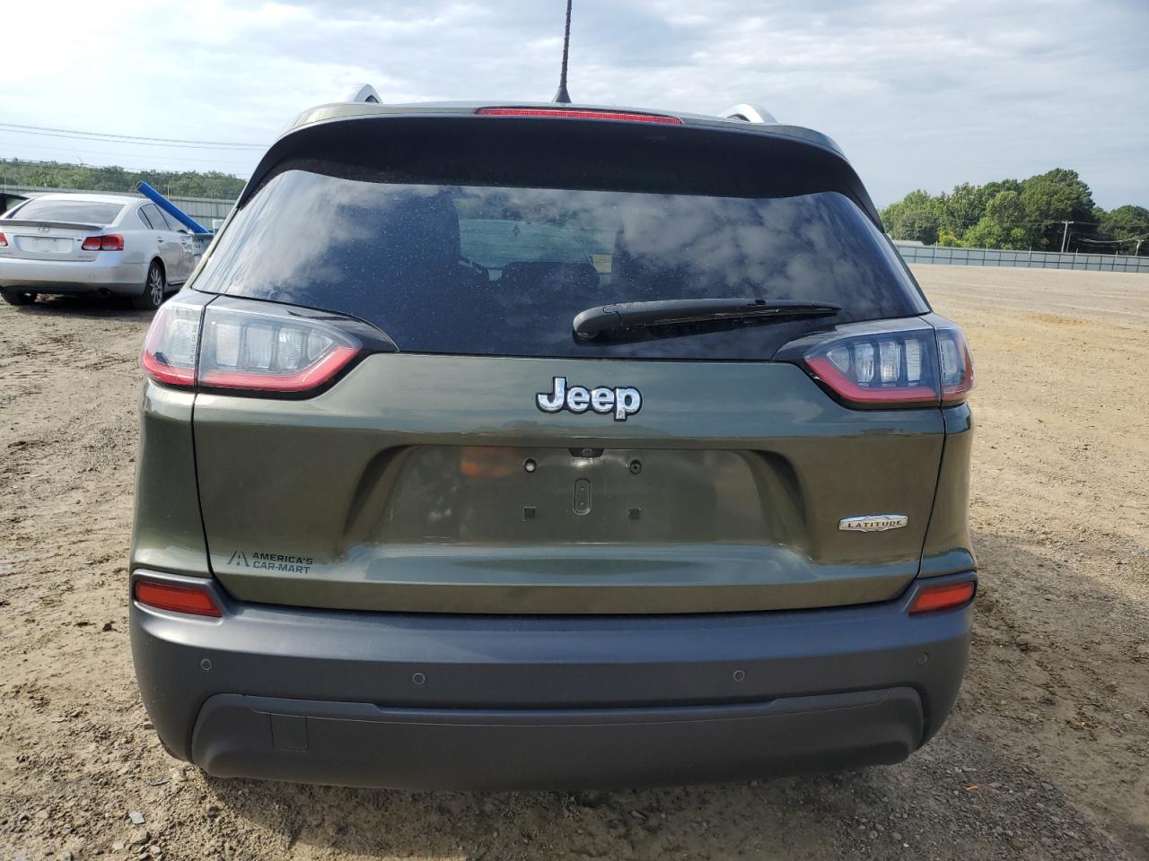 2019 Jeep Cherokee Latitude Plus VIN: 1C4PJLLB4KD295884 Lot: 69814835