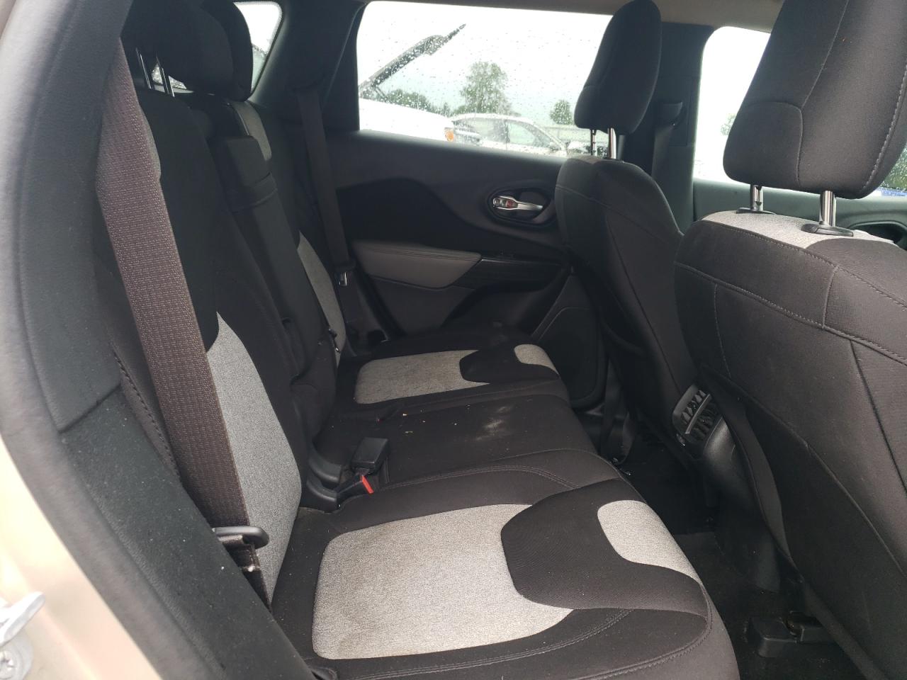 2014 Jeep Cherokee Sport VIN: 1C4PJMAB1EW272998 Lot: 68180945