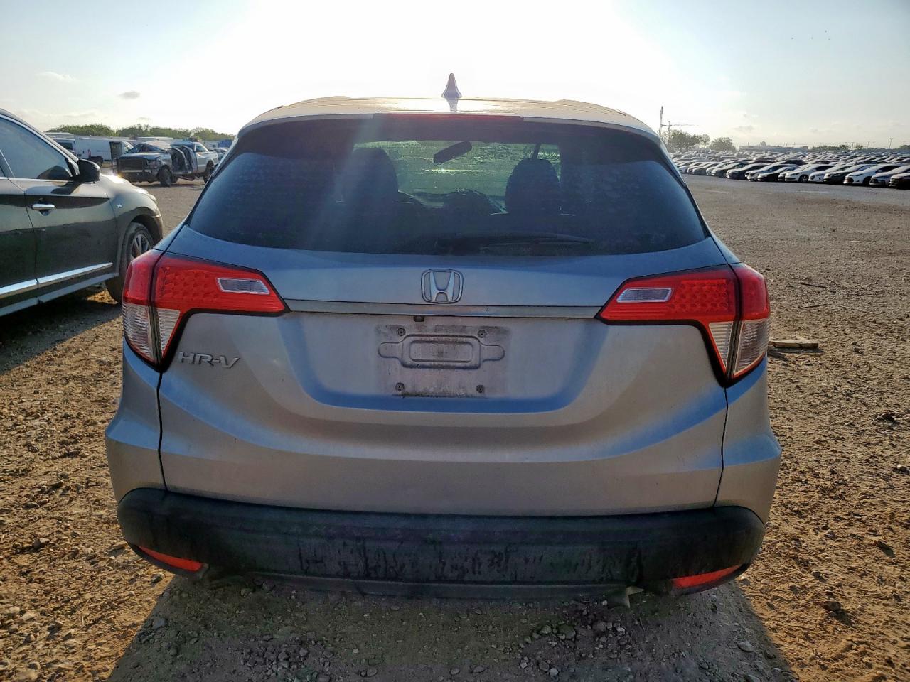 2019 Honda Hr-V Lx VIN: 3CZRU5H30KG715201 Lot: 68918005